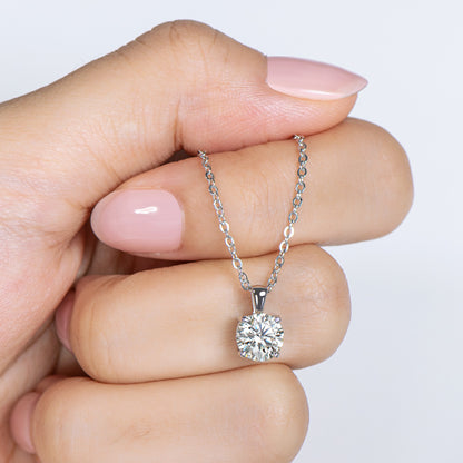 DEC Classic Four-Claw Moissanite Necklace