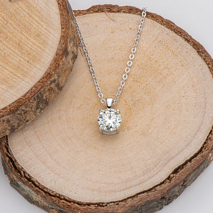 DEC Classic Four-Claw Moissanite Necklace