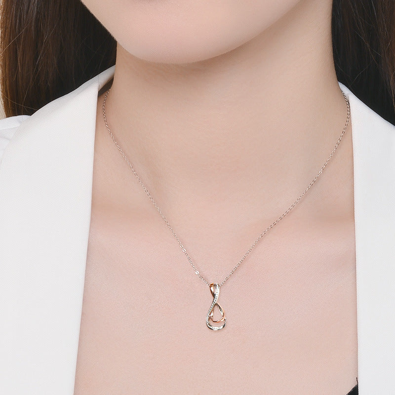 DEC 8 Stylish Moissanite Necklace